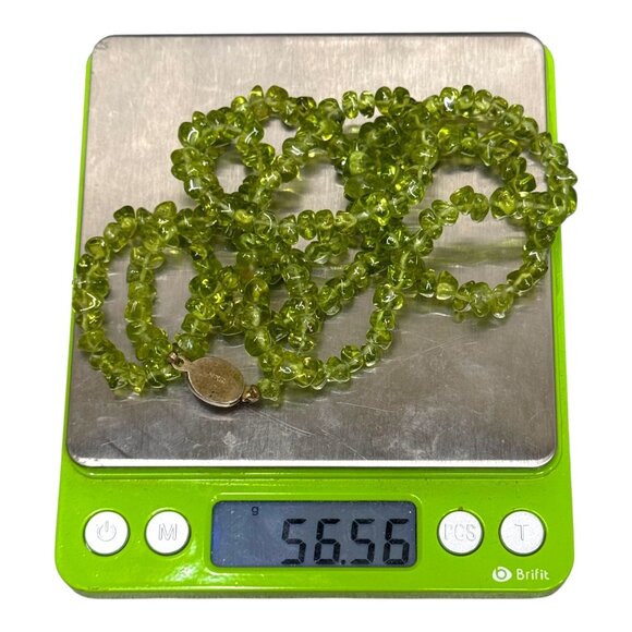 Vintage Peridot Chip Beaded Necklace Sterling Silver Ornate Clasp 33" Long Green - Picture 8 of 9